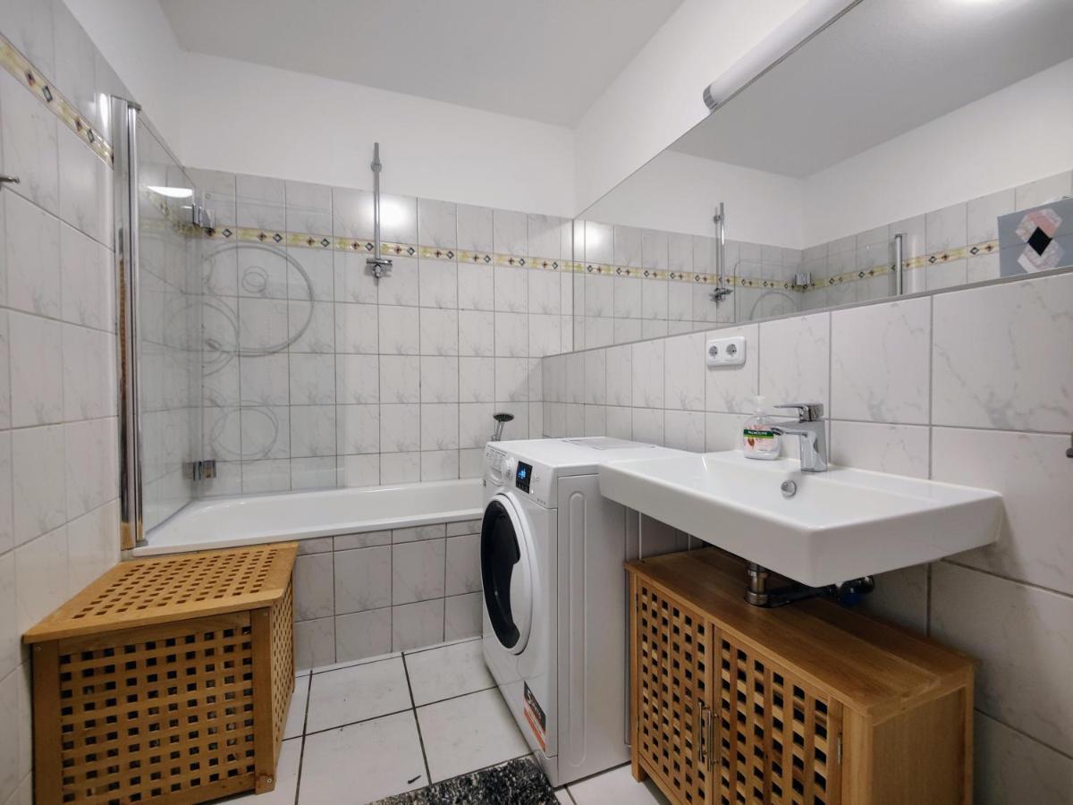 Yourfavoritebed 100M2 Designwohnung Mit Vollausstattung Plauen Dış mekan fotoğraf